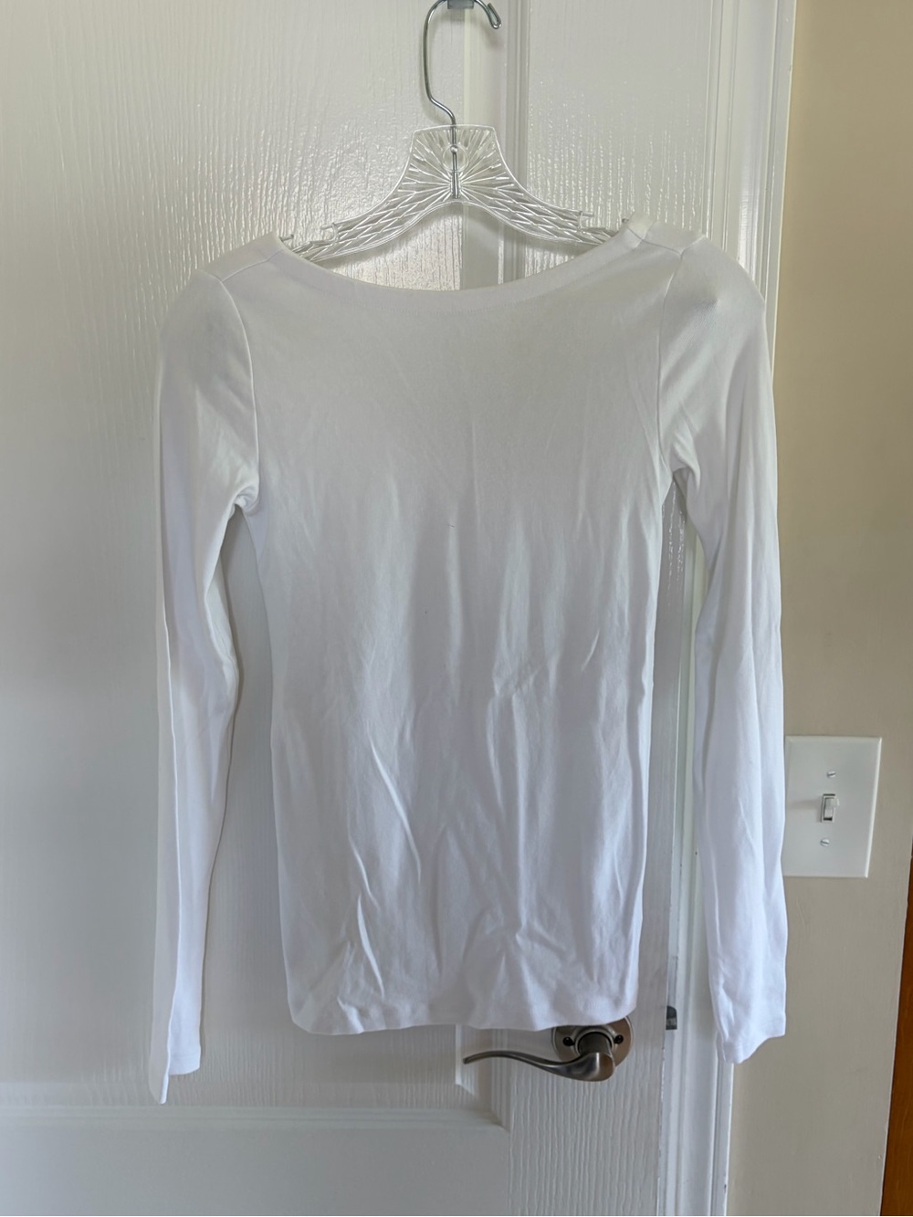 Gap scoop back top